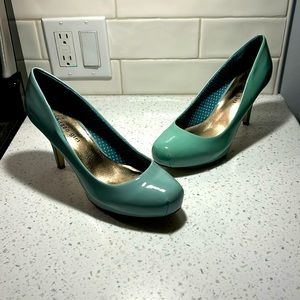 Madden Girl Getta heels, size 8.5